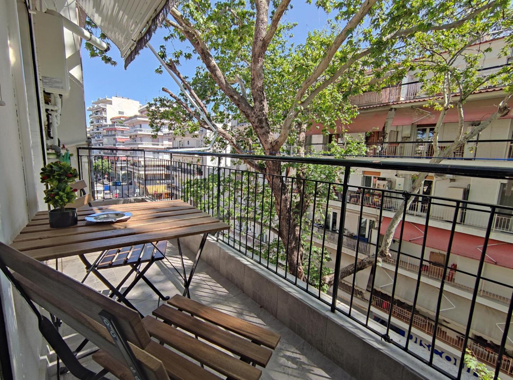 Cozy City Center Apartment Tesalonika Bagian luar foto