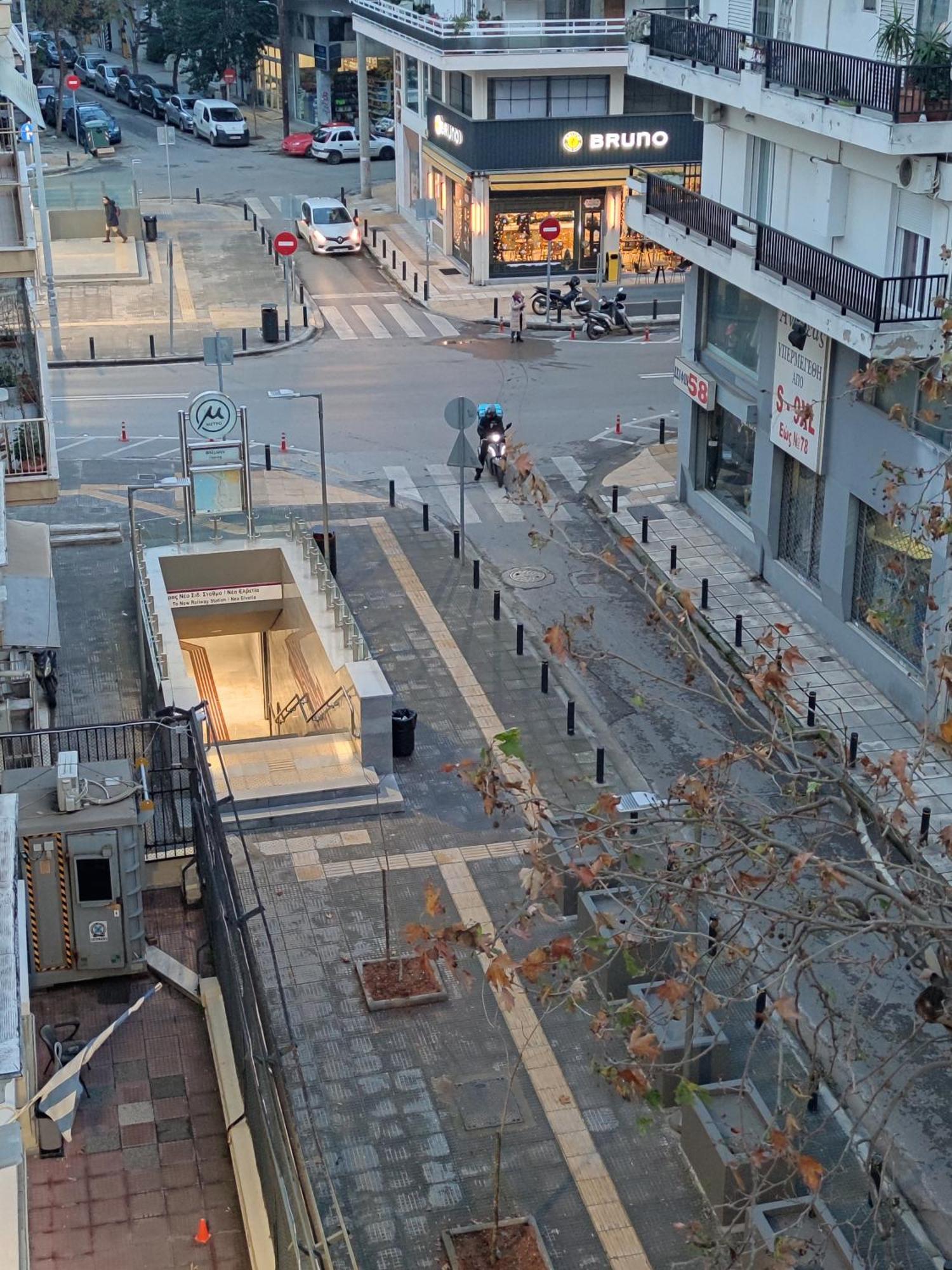 Cozy City Center Apartment Tesalonika Bagian luar foto